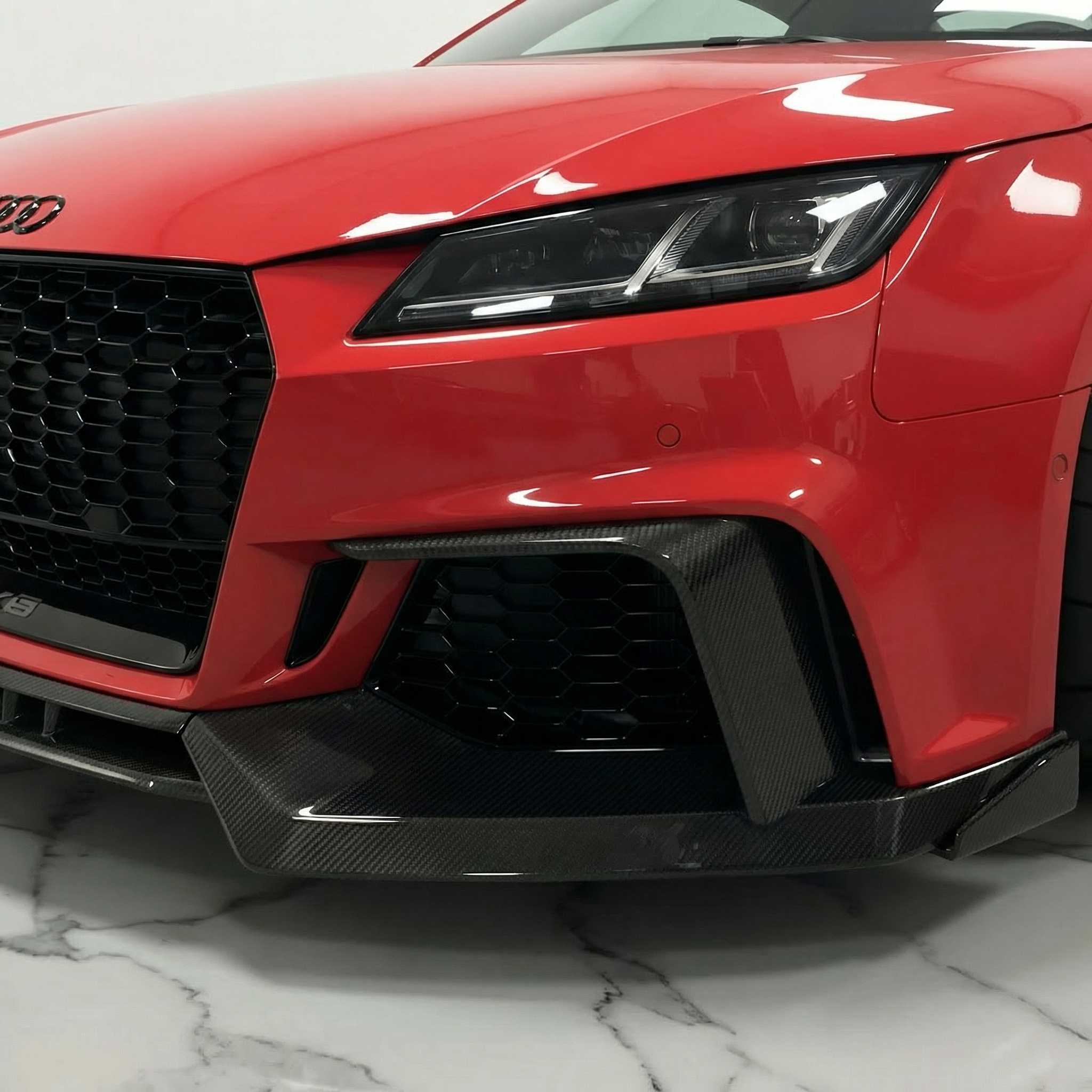 LISTWY/LOTKI ŚWIATEŁ PRZECIWMGIELNYCH CARBON AUDI TTRS Mk3 - Image 4