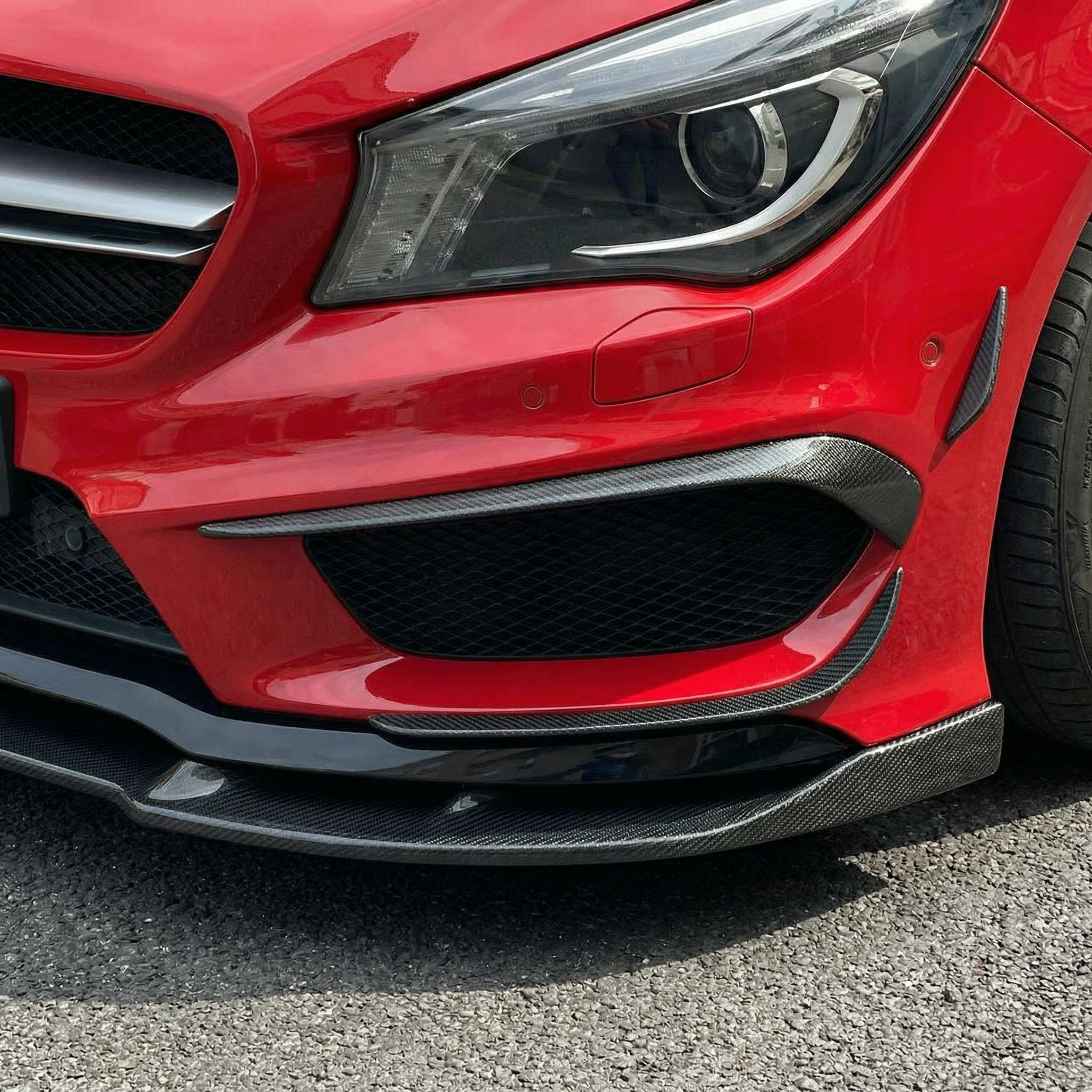 DOKŁADKI/LOTKI ZDERZAKA PRZEDNIEGO CARBON MERCEDES BENZ CLA / C117 - Image 4