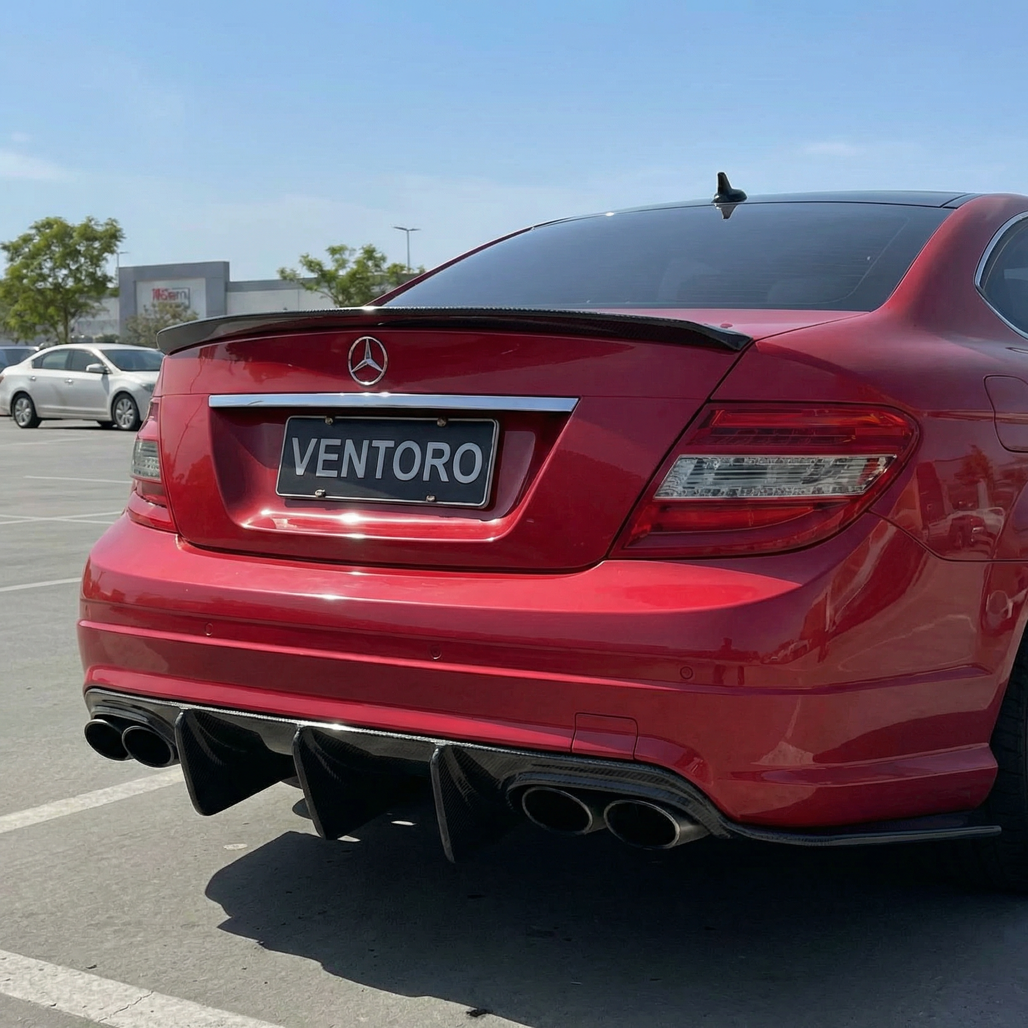 DYFUZOR ZDERZAKA TYLNEGO CARBON MERCEDES BENZ W204 / C63 AMG SEDAN - Image 4