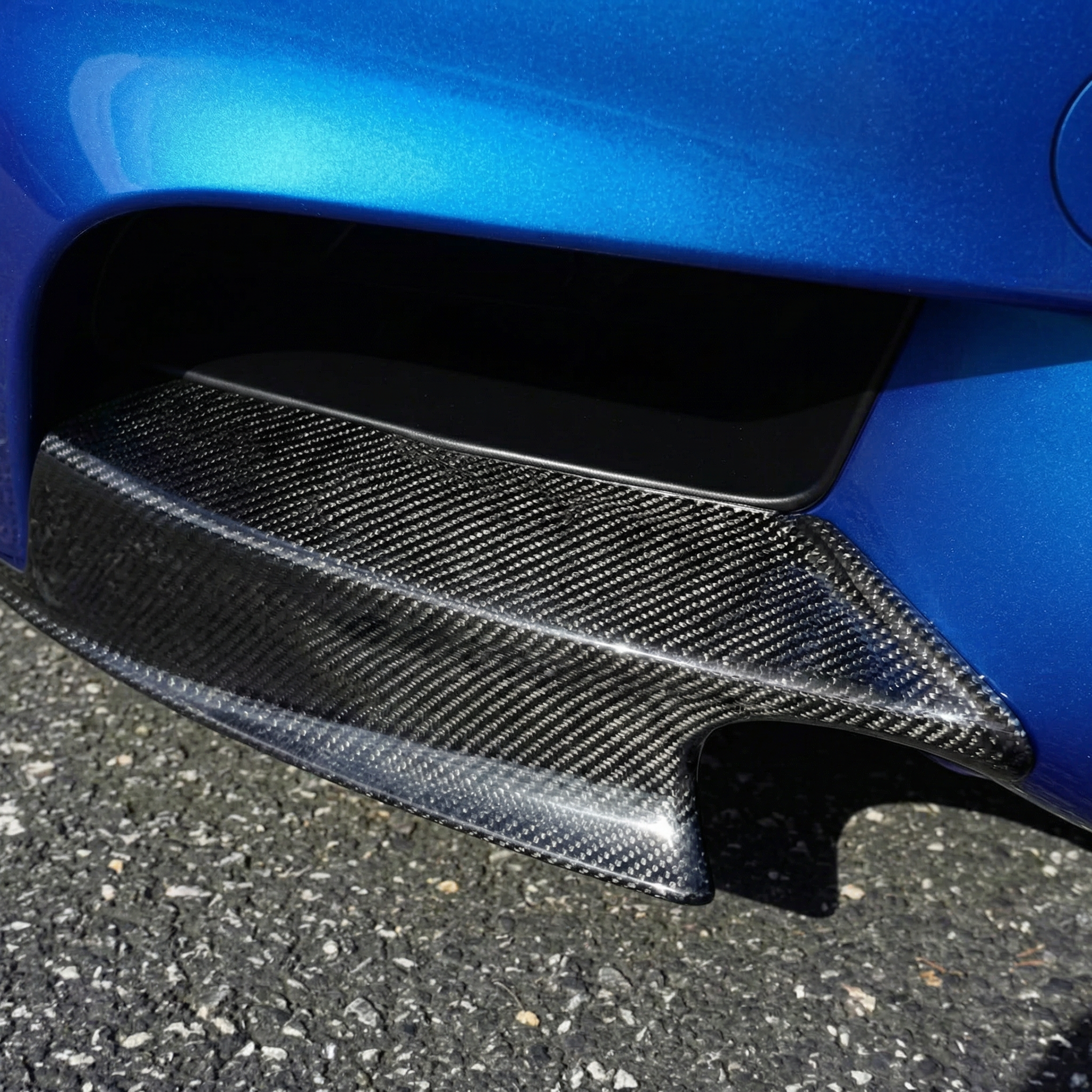 DOKŁADKI/LOTKI ZDERZAKA PRZEDNIEGO CARBON BMW E90 / E92 / M3 - Image 4